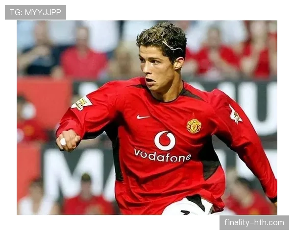 足球巨星影响力持续提升,赛场内外表现备受期待 足球巨星影响力持续提升,赛场内外表现备受期待