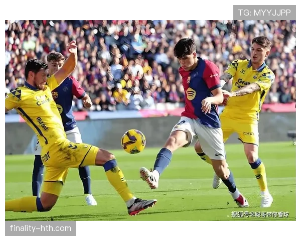 西甲5后卫体系近期应用增多，多队防守表现稳健